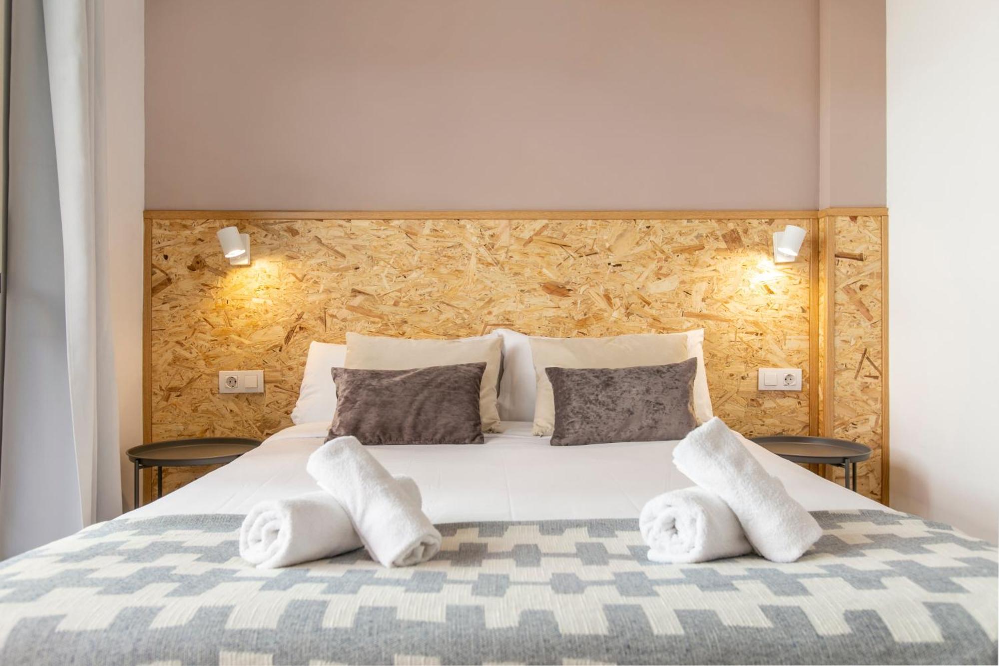 Chic And Modern Apartments In Gracia Barcelona Rom bilde