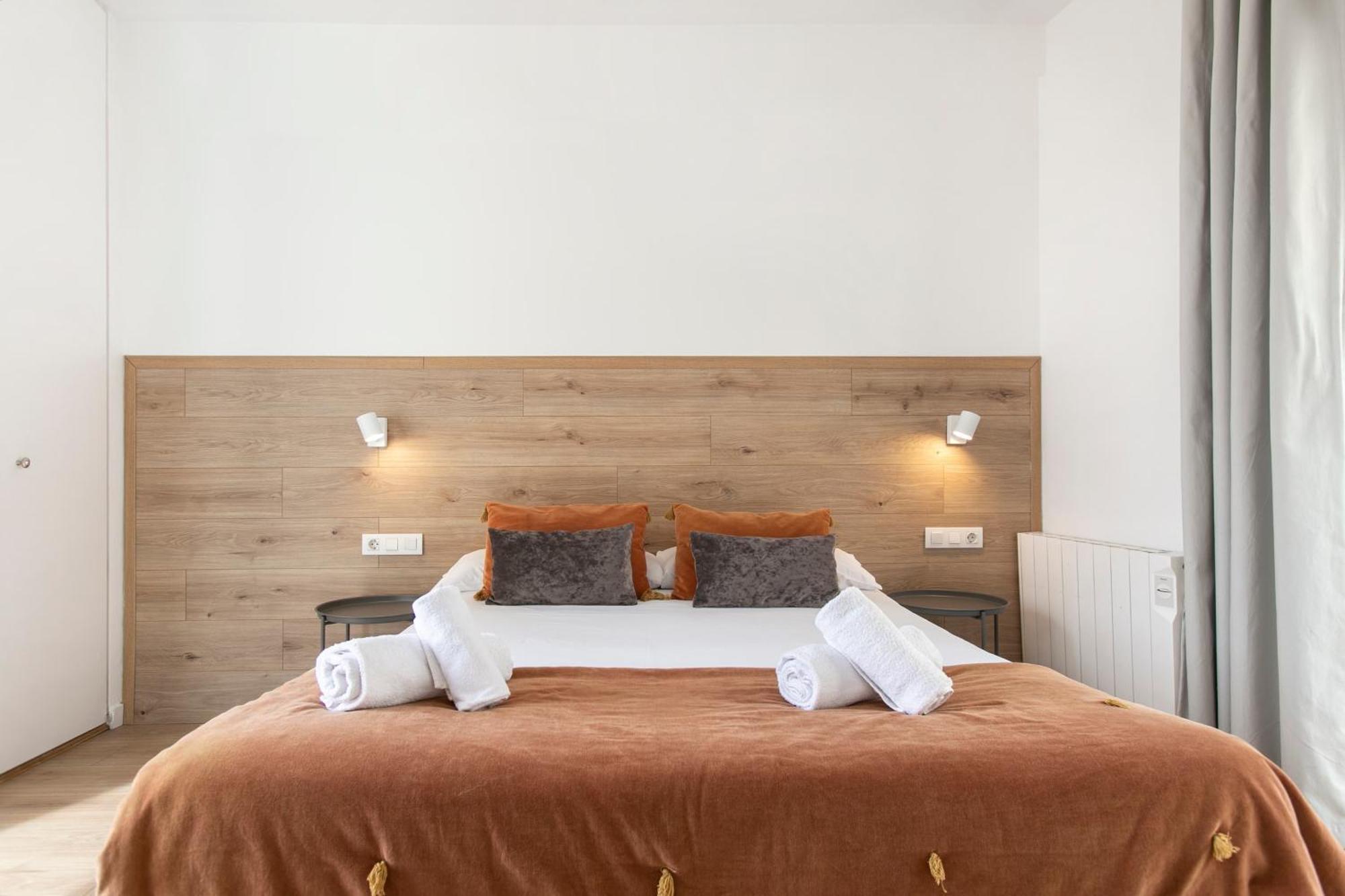 Chic And Modern Apartments In Gracia Barcelona Rom bilde